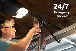 Chicago Garage Door And Opener Chicago, IL 773-757-5279 - emergency-side